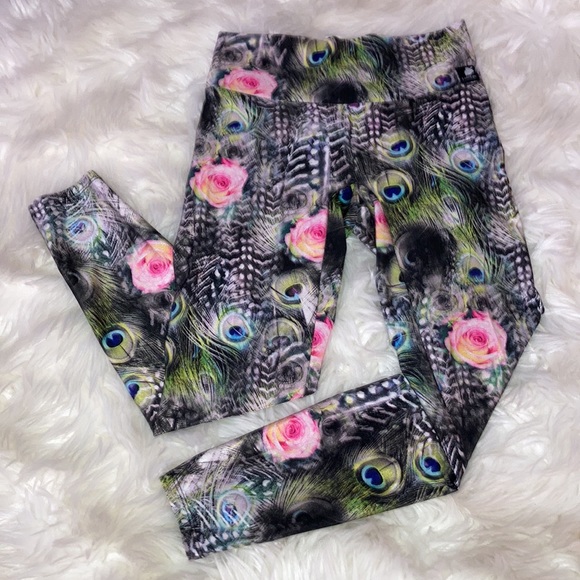 LINEAGE Peacock 🦚 Feather 🪶 Pink Rose 🩷🌹 Leggings - Picture 1 of 15